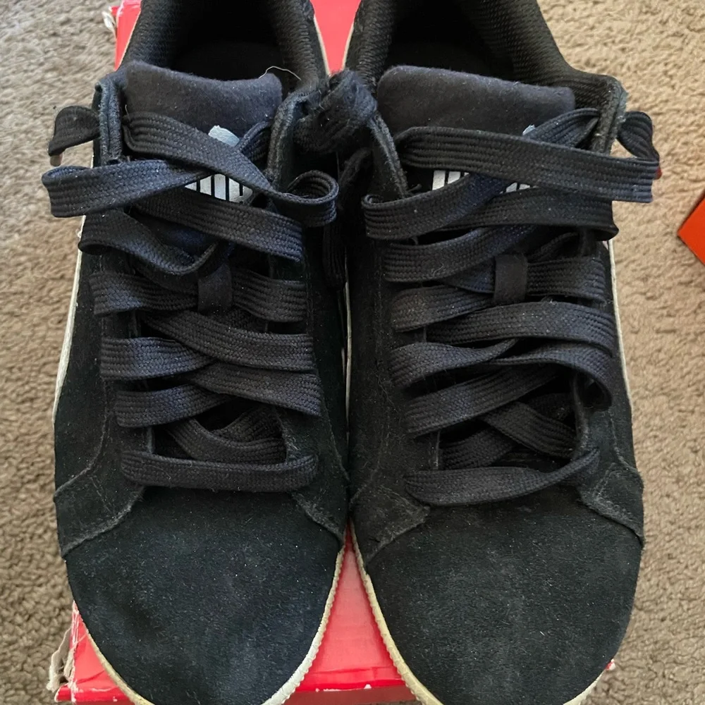 PUMAS - Picture 2 of 4